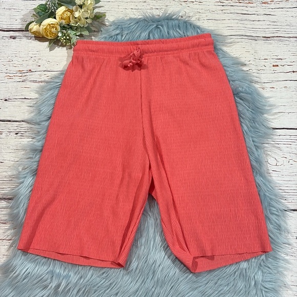 Tach Clothing Tais Pleated Textured High Rise Drawstring Shorts - Picture 2 of 8